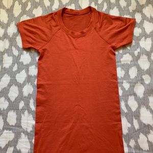 Swswify tech short sleeve orange